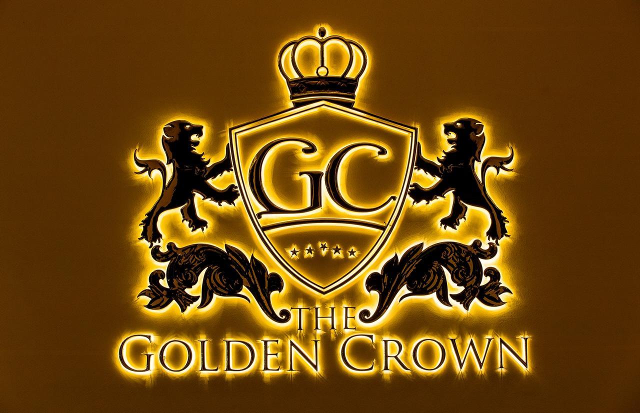 Hotel The Golden Crown